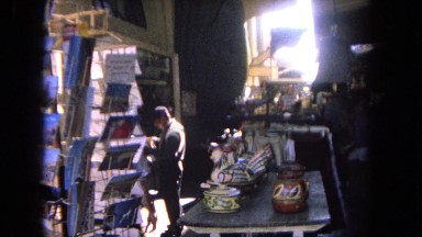 1962: a brief look at a tourist stop to buy postcards and other unique items