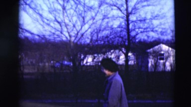 1951: 3 women and 2 men in a video with homes and a vintage car