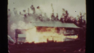 1971: Fire out of control.HAWAII