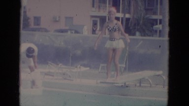 1966: a child is seen diving FLORIDA