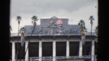 1952: restaurant is seen CALIFORNIA