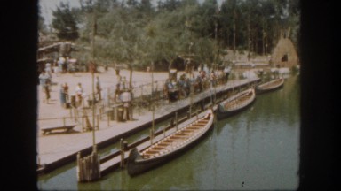 1962: many people are awaiting on the jetty where boats anchored SAN PEDRO