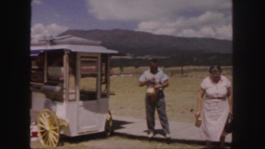 1958: popcorn wagon for tourists COLORADO