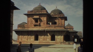 1974: a tourist area is seen INDIA