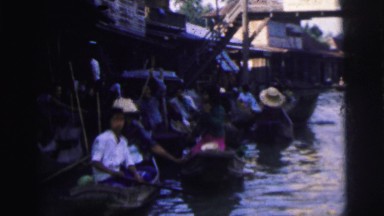 1962: small boats with many people in the waters of the canal DARJEELING