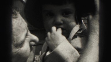 1946: mother with small child is seen HARRISBURG