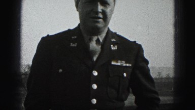 1946: policeman in uniform is talking HARRISBURG