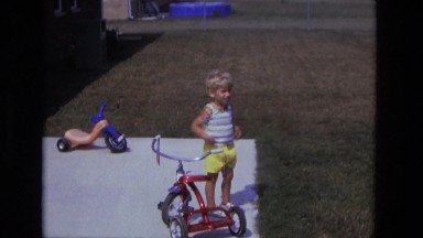 1975: toddler has to pee CALIFORNIA