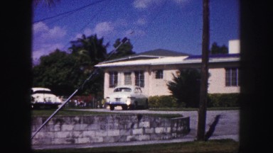 1960: house in the tropical part of the world FLORIDA