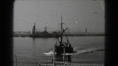 1947: boats coming into dock MIDDLETOWN