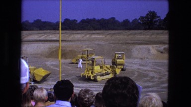 1976: demonstration of construction equipment FORT WAYNE, INDIANA