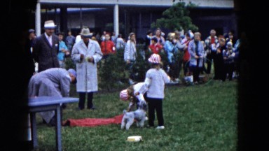 1961: kids presenting their dog on the dog show MICHIGAN