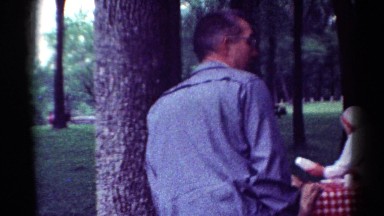 1964: people outdoor in a park preparing to have a picnic CALIFORNIA