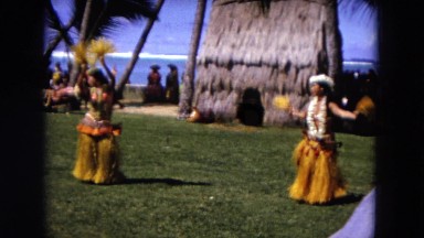 1966: dance troupe hawaiian performance for crowd HAWAII