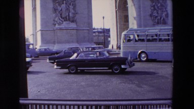 1969: what a busy day it is in the city, traffic