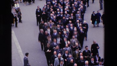 1969: the government agency clears out the building and heads to the exit PARIS