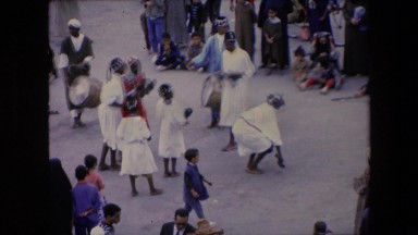1971: people dancing during a cultural festival. ALGERIA