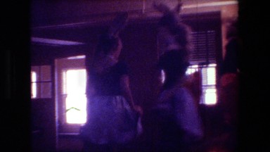 1981: dance show of the young woman in costumes. HOLLYWOOD CALIFORNIA