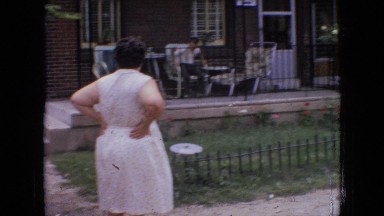 1964: experiencing reducido moments with family in balcony