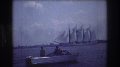 1976: old ship enters a harbour NEW YORK CITY