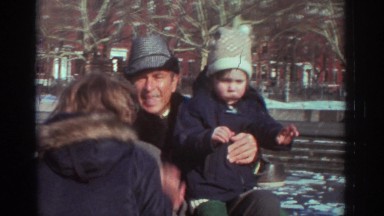 1971: man and two children talking and waving at the camera BEDFORD VIRGINIA