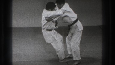1971: getting ready for a karate match to take place. TOKYO JAPAN