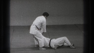 1971: a karate match in action. TOKYO JAPAN