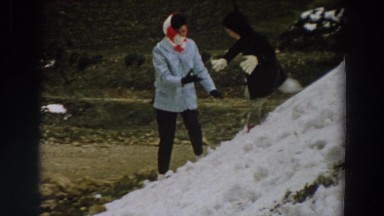 1958: sighting of a playful snowball fight. ITALY