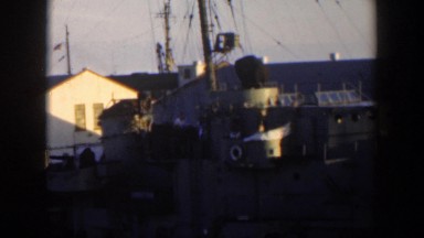 1951: ship docked at the dock CUBA