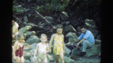 1947: kids on swimming trip with their parents CONNECTICUT