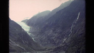 1982: river running through mountains NEW ZEALAND