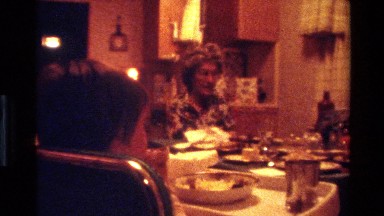 1977: family at the dinner table CALIFORNIA