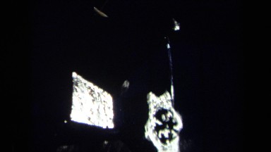 1969: A Jet of Water Rotates a Star-Shaped Object Like a Ferris Wheel