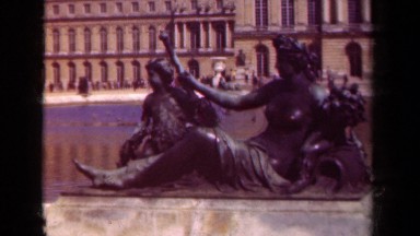 1939: water-stream giving gorgeous appearance PARIS FRANCE