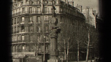 1947: cars and trucks move around old monument in traffic circle PARIS FRANCE