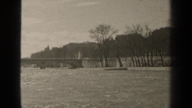 1947: overview of a wooded pedestrian path next to a mighty river PARIS FRANCE