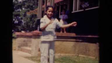 1944: kids show KAUAI HAWAII
