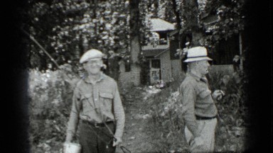 1939: three friends are meet at outside and investigate something CLEAR LAKE