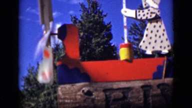 1939: this is doll which is liked by many children placed on board COLORADO