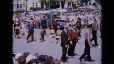 1959: the peoples are march pasting on area side IOWA