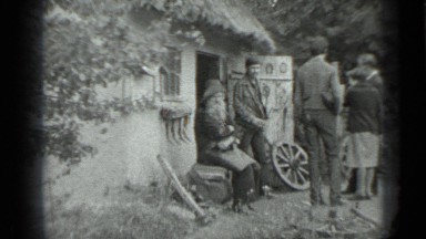 1983: family gathering in farm area and heading towards fields with children