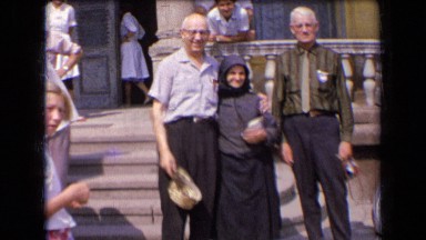 1963: some group are giving pose for taking photography with happiness FRANCE