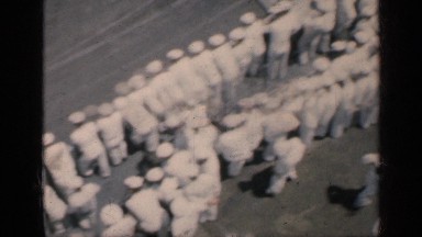 1962: soldiers preparing for battle CUBA