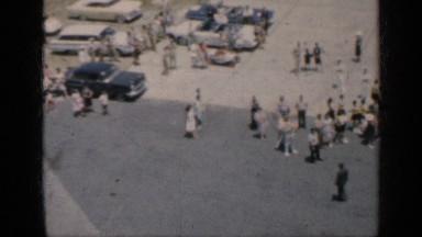 1962: people are gathered on the road CUBA