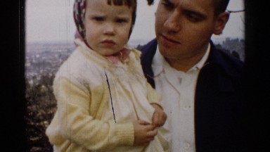 1952: a father and his child spending some quality time together. JAPAN
