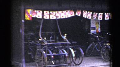 1953: a bike shop in action JAPAN