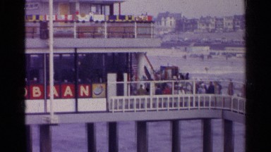 1961: creative building on the bridge GERMANY