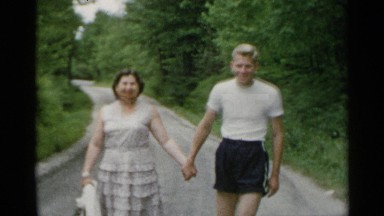 1954: walking in the road NEW YORK