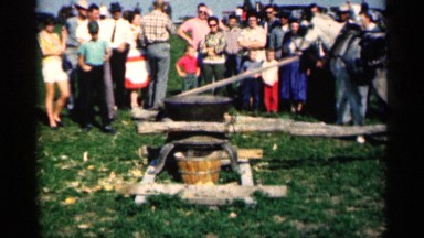1963: handmade machine operated by horse to grind the grain in a farm MONTGOMERY