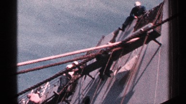 1964: men working at the top of a metal structure NEW YORK CITY